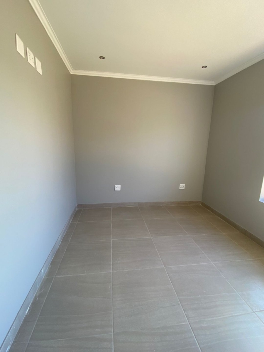 2 Bedroom Property for Sale in Ifafi North West